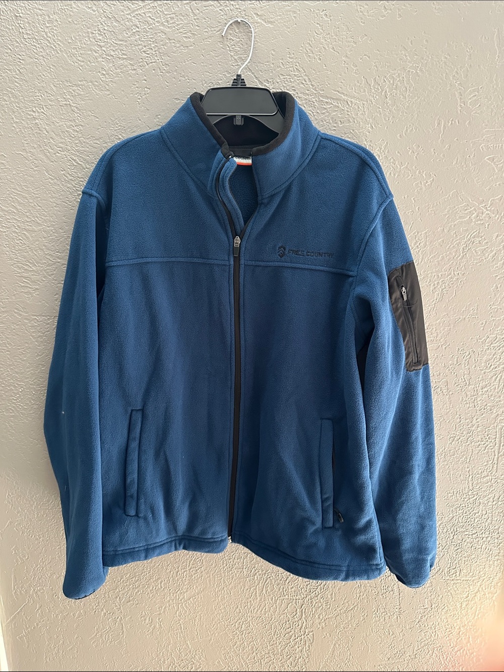 Free Country Blue Fleece Zip-Up Jacket with Black Accent